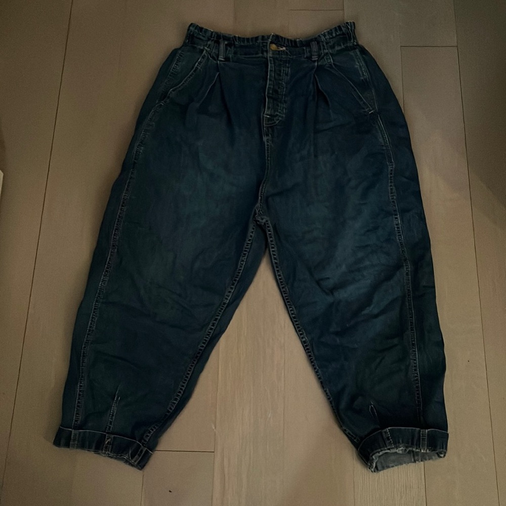 Free people “we the free” barrel jeans.